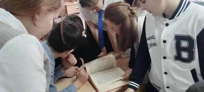 i (1)