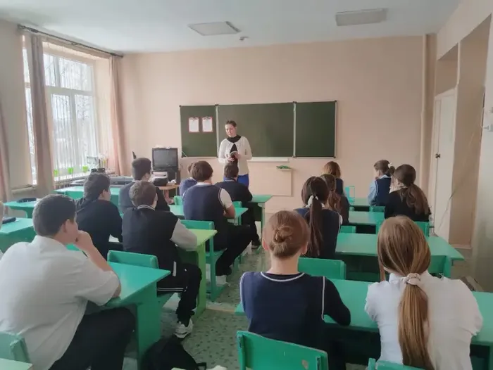 i (2)