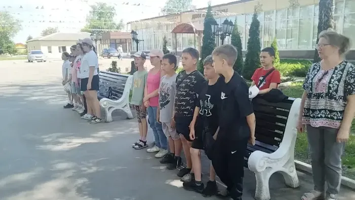 i (11)